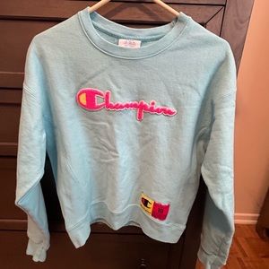 Champion reverse weave sweatshirt.